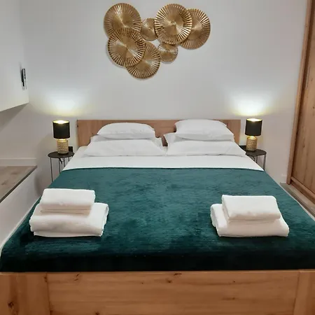 Apartamento Via *