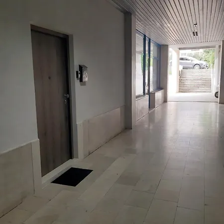 Apartment Via *